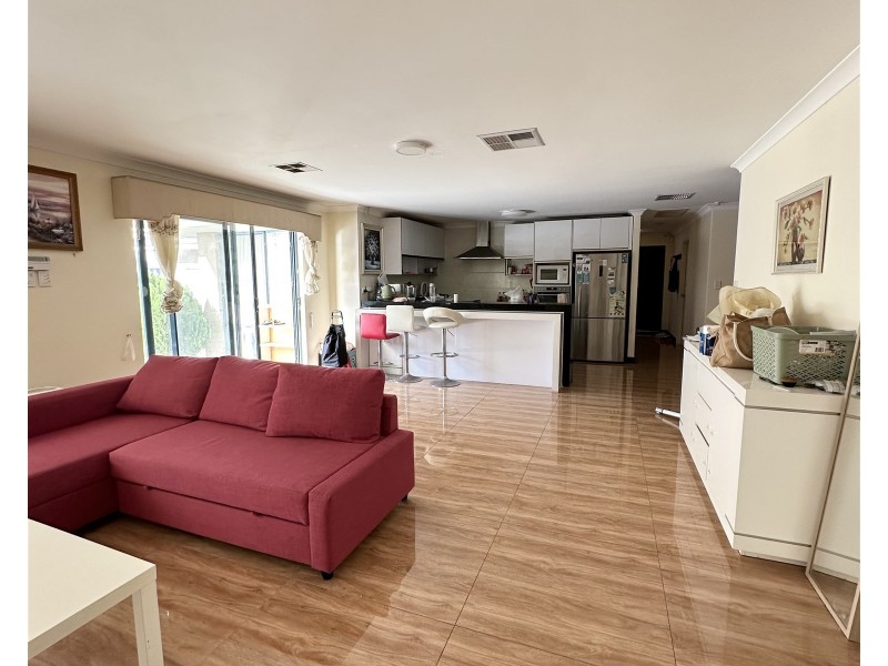 6 Callan Close, Waterford WA 6152