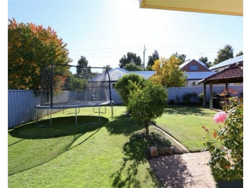 6 Callan Close, Waterford WA 6152