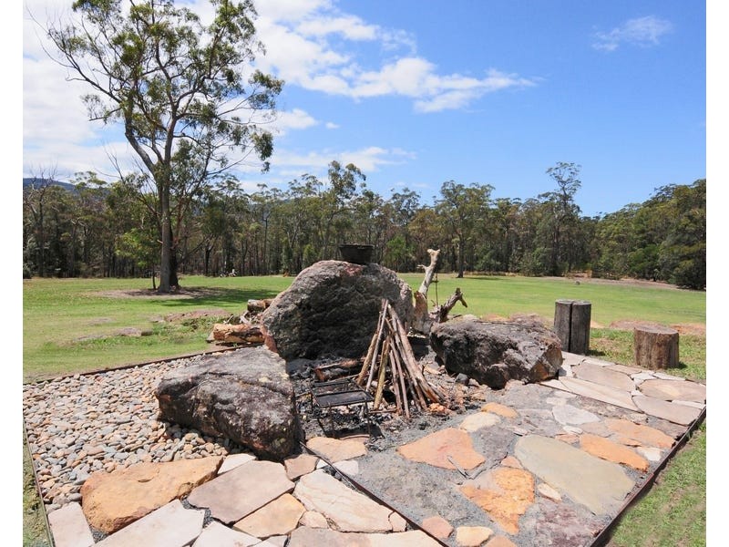 64 Spotted Gum Drive, Tapitallee NSW 2540