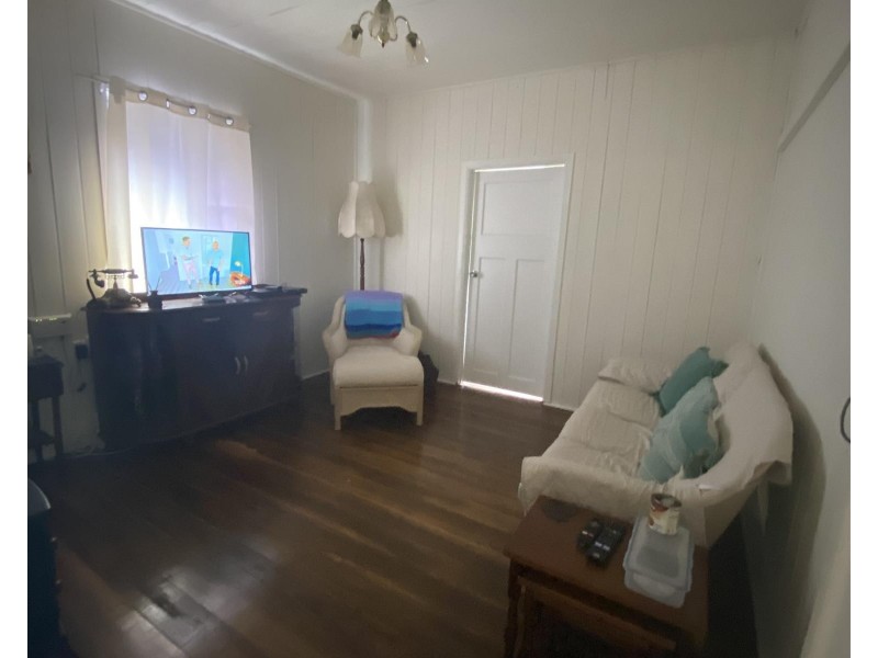 52 Logan Street, Tenterfield NSW 2372