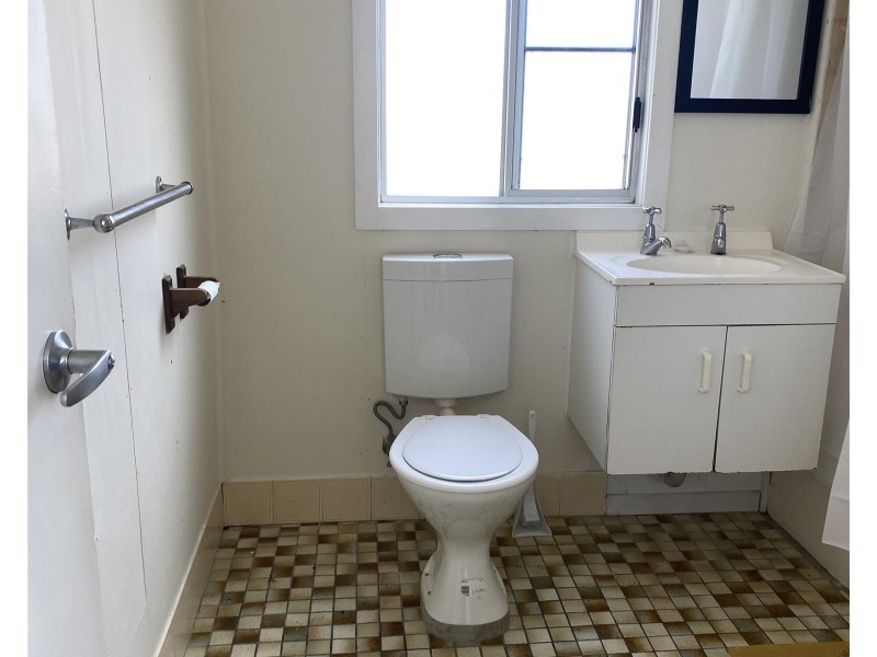 52 Logan Street, Tenterfield NSW 2372