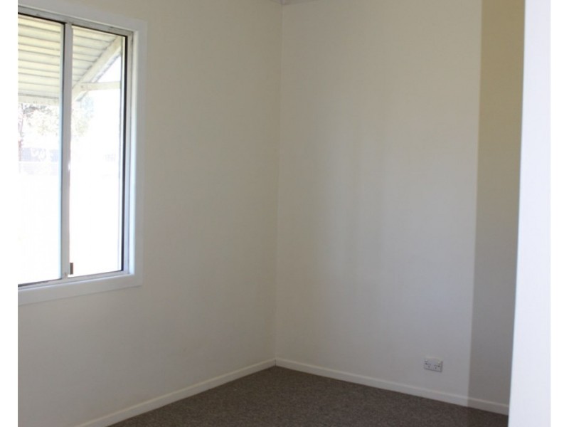 52 Logan Street, Tenterfield NSW 2372