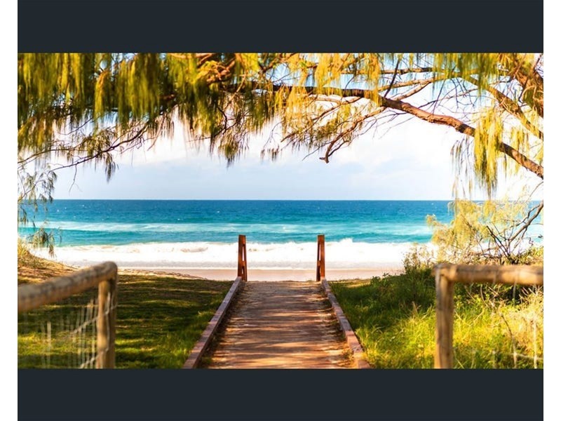 2/18 First Avenue, Broadbeach QLD 4218