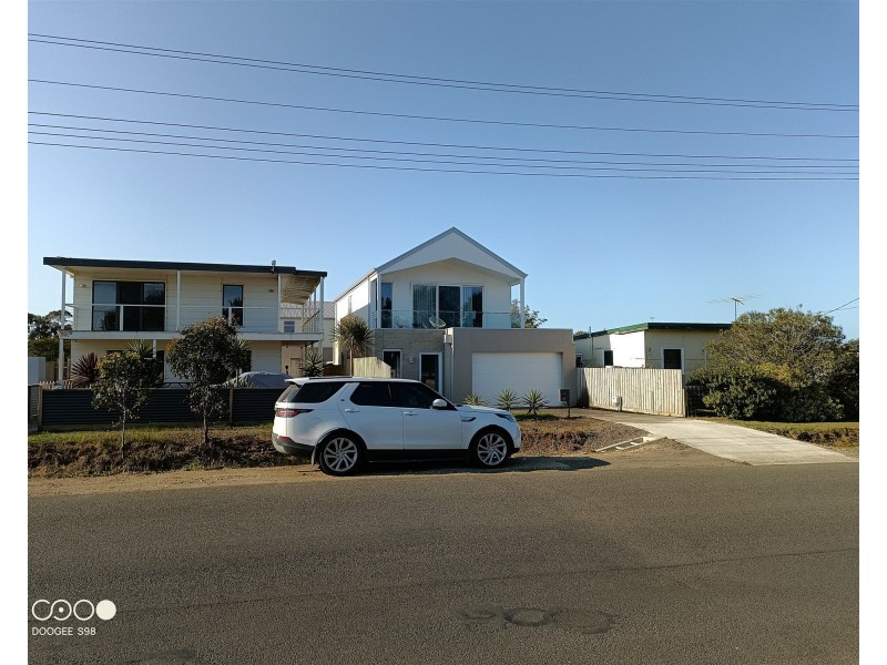 47 Leviens Road, St Leonards VIC 3223