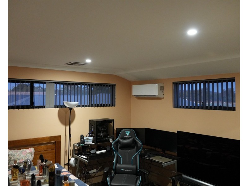 27 Barnevelder Bend, Southern River WA 6110