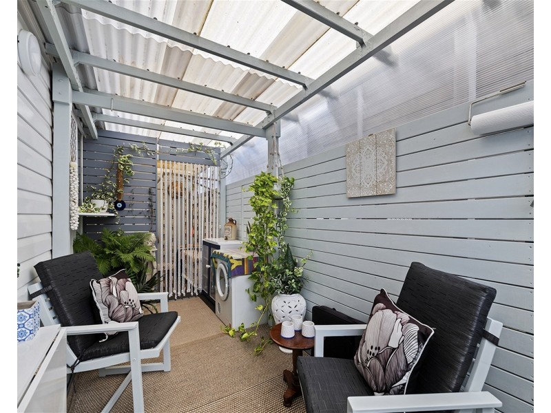 11 Sixth Avenue, Green Point NSW 2251