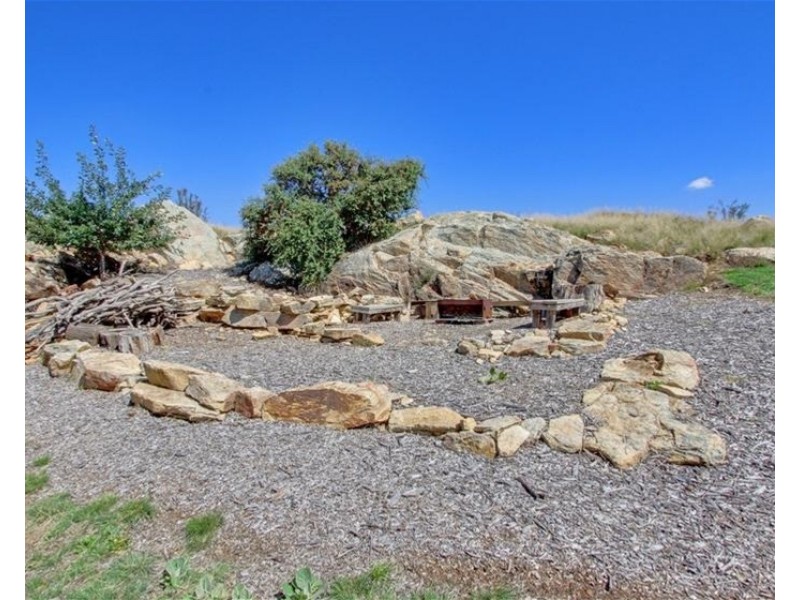 945 Monaro Highway, Bunyan NSW 2630