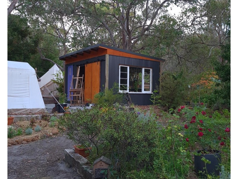 2036 Porongurup  Road, Porongurup WA 6324