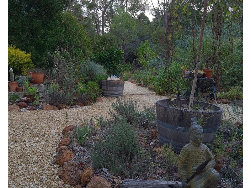 2036 Porongurup  Road, Porongurup WA 6324