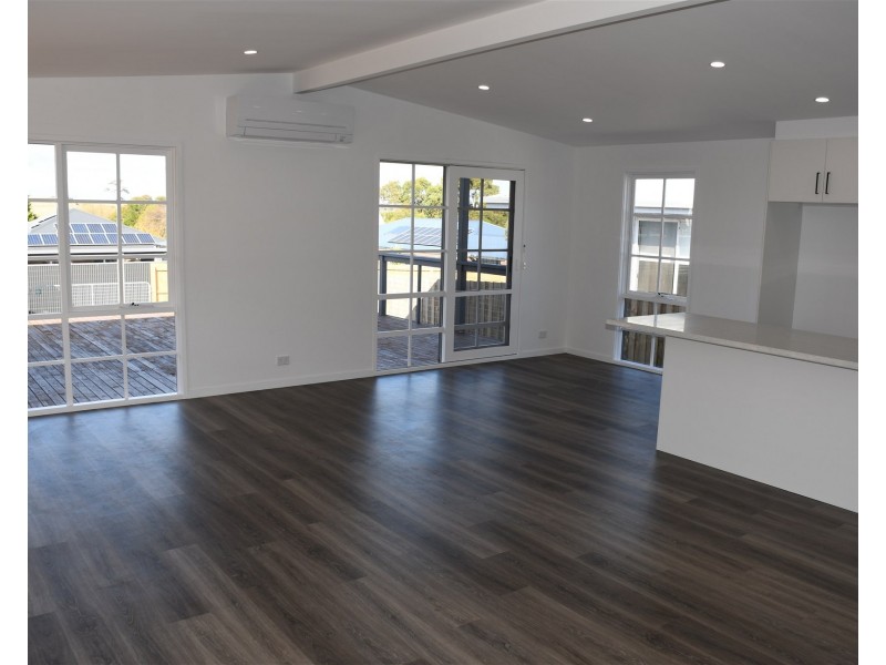 16 Charlton Rise, Dalyston VIC 3992