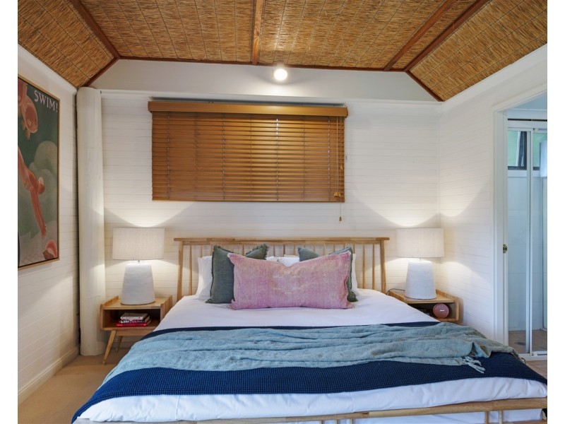 14 Lakeside Dr, Macmasters Beach NSW 2251