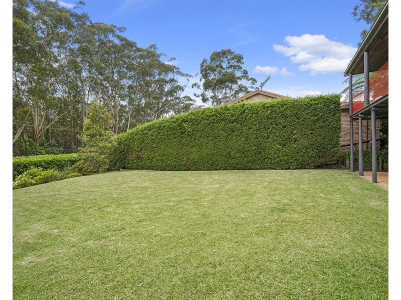 14 Lakeside Dr, Macmasters Beach NSW 2251