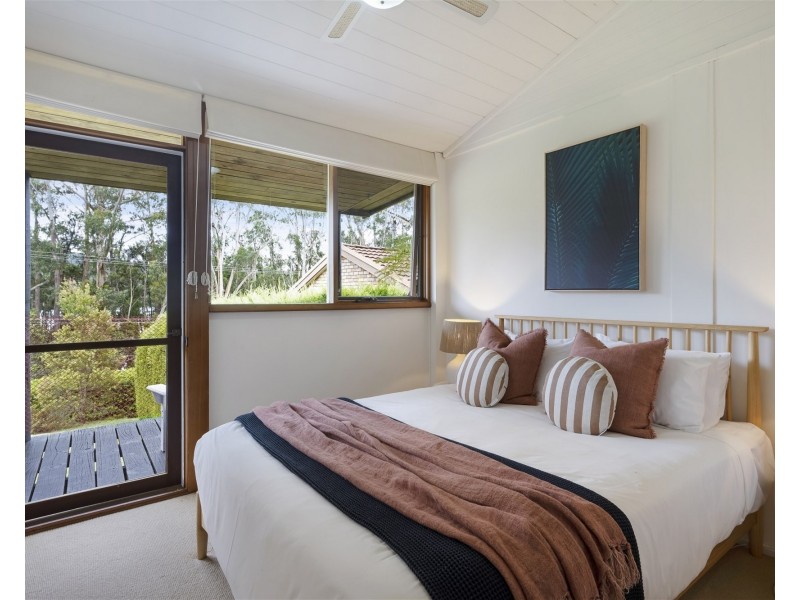 14 Lakeside Dr, Macmasters Beach NSW 2251