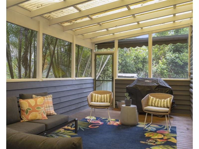 14 Lakeside Dr, Macmasters Beach NSW 2251
