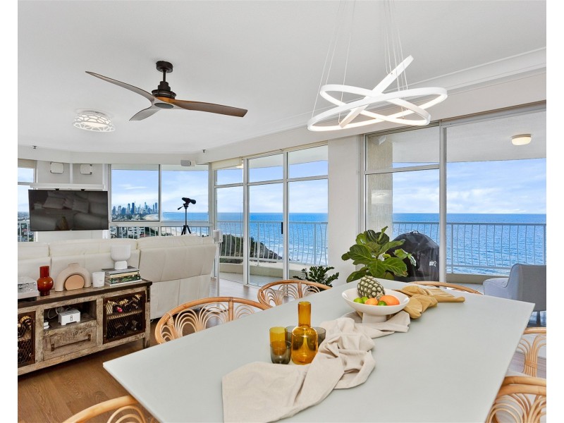 19E/238 The Esplanade, Miami QLD 4220