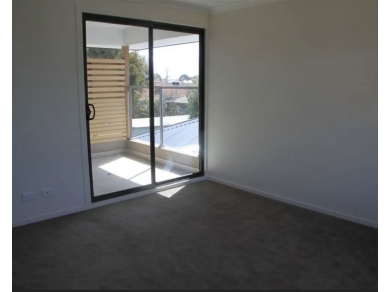 2/98 Station street, Aspendale VIC 3195
