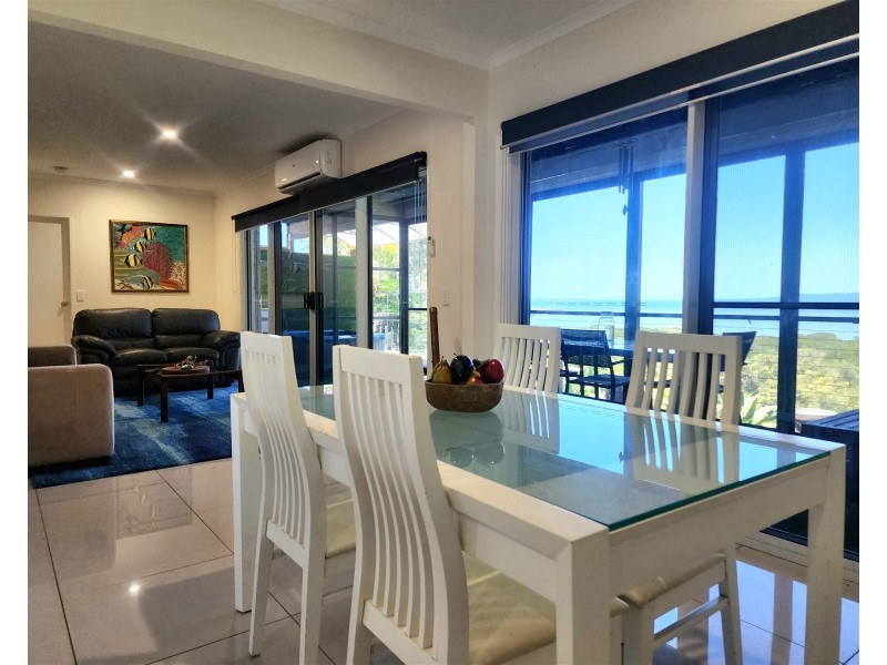 38 Blue Waters Crescent, Macleay Island QLD 4184