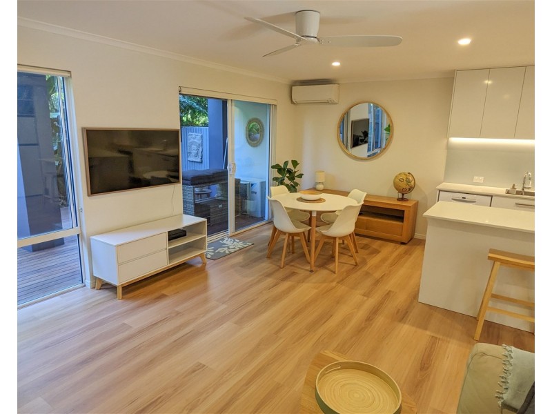 23/18 Lake Weyba Drive, Noosaville QLD 4566