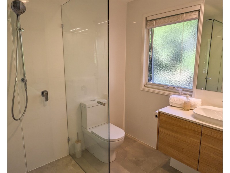 23/18 Lake Weyba Drive, Noosaville QLD 4566