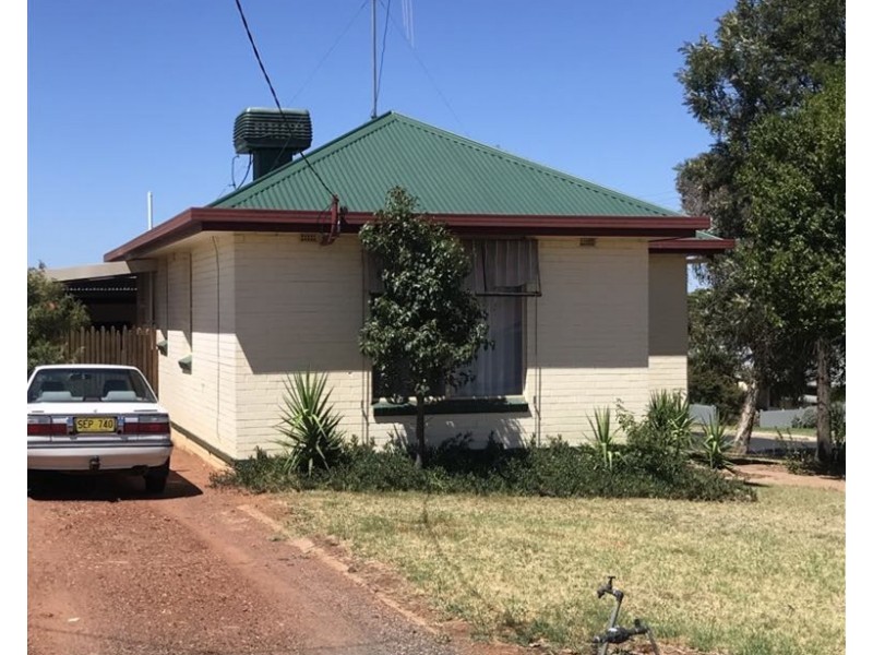 19 Dalley Street, Parkes NSW 2870