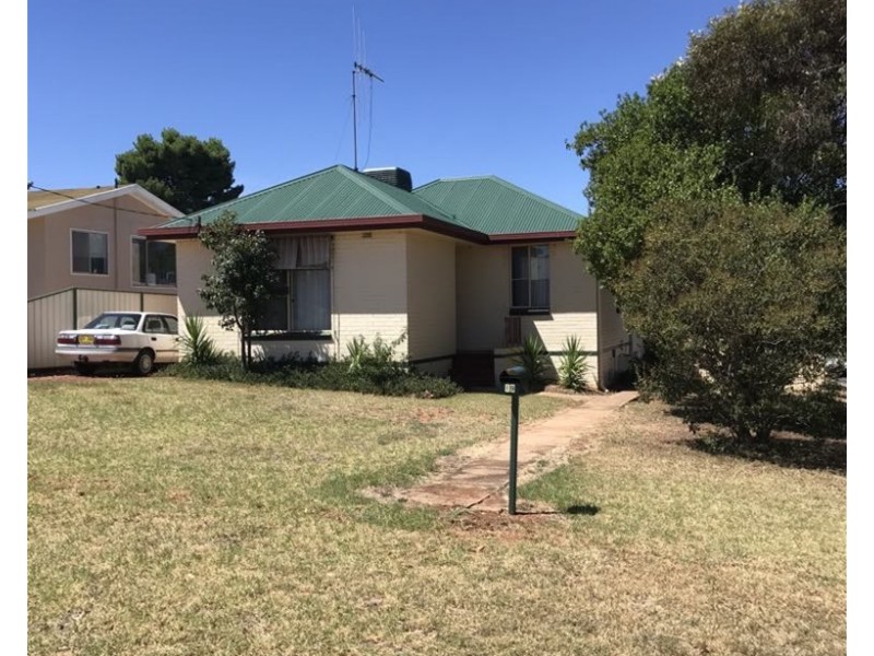 19 Dalley Street, Parkes NSW 2870