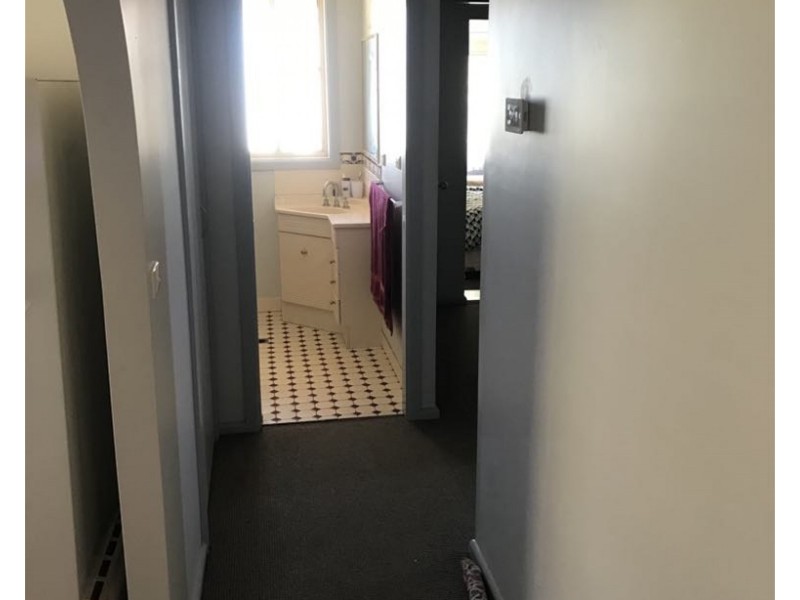 19 Dalley Street, Parkes NSW 2870