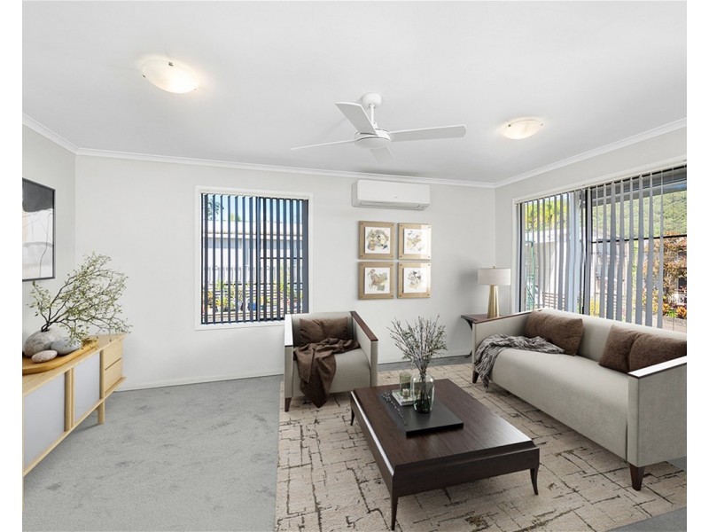 10 Seventh Avenue, Green Point NSW 2251