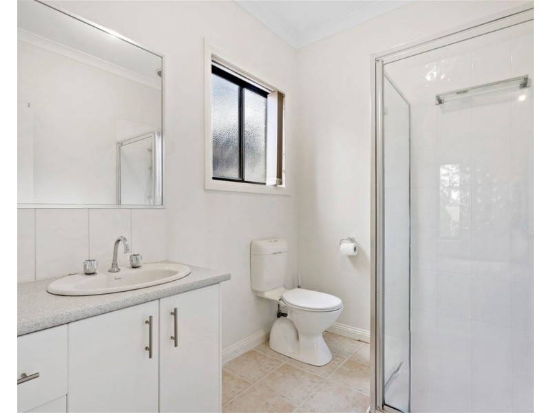 33 Embling Avenue, South Morang VIC 3752