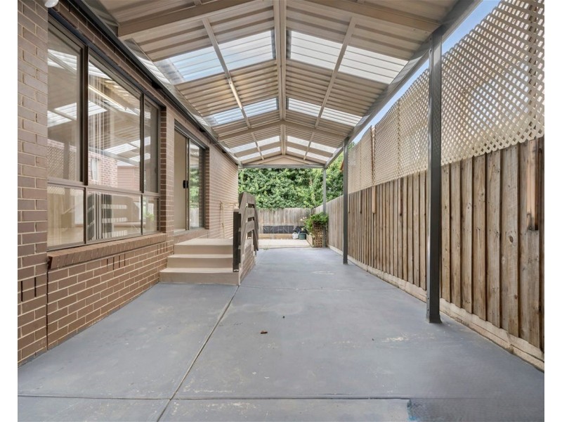 33 Embling Avenue, South Morang VIC 3752