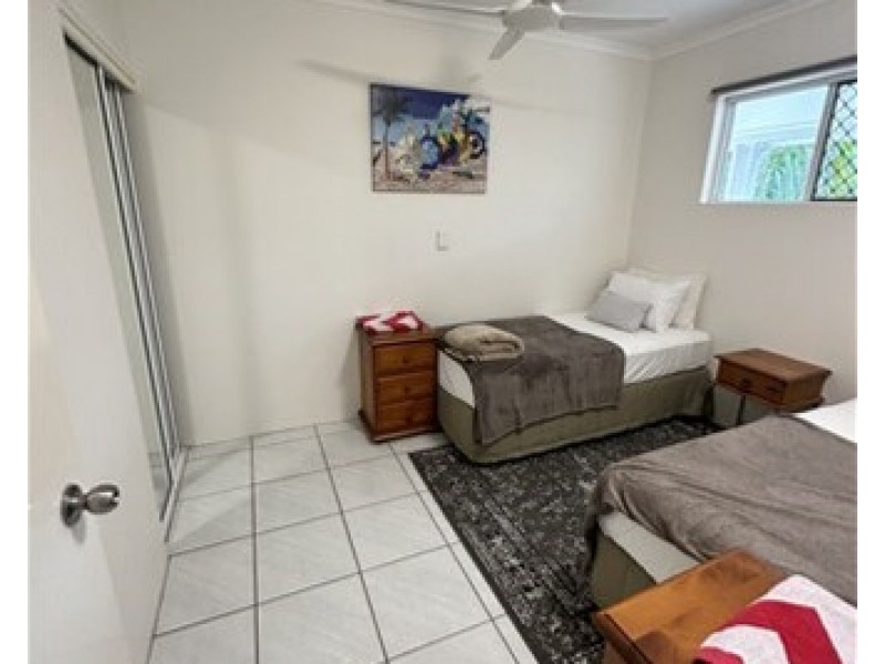 339/305-341 Coral Coast Drive, Palm Cove QLD 4879