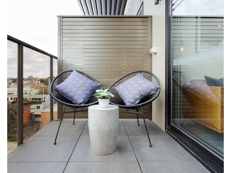 802/18 Grey Street, St Kilda VIC 3182