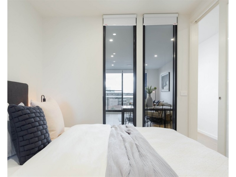 802/18 Grey Street, St Kilda VIC 3182