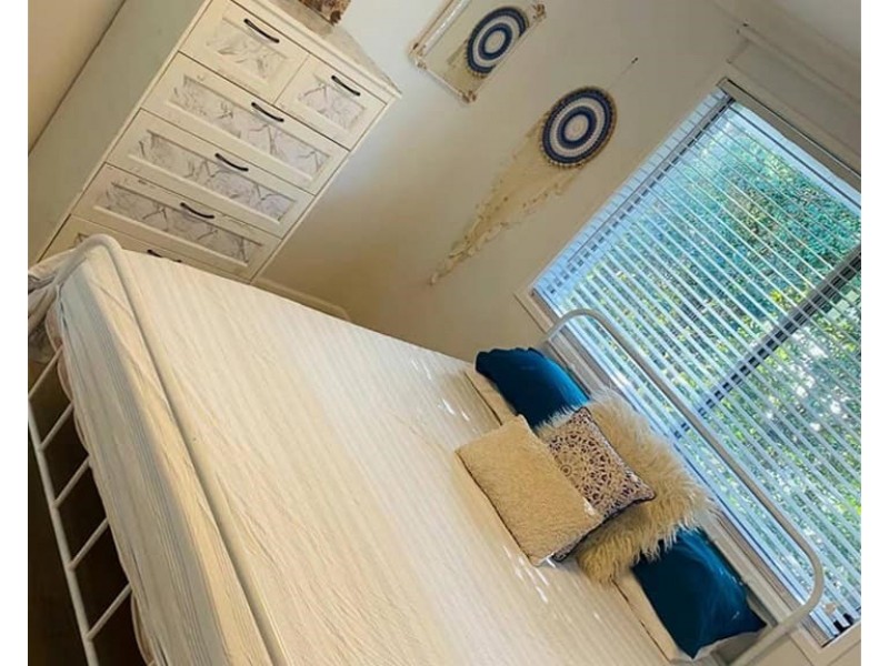 2075 GOLD COAST HIGHWAY, Miami QLD 4220