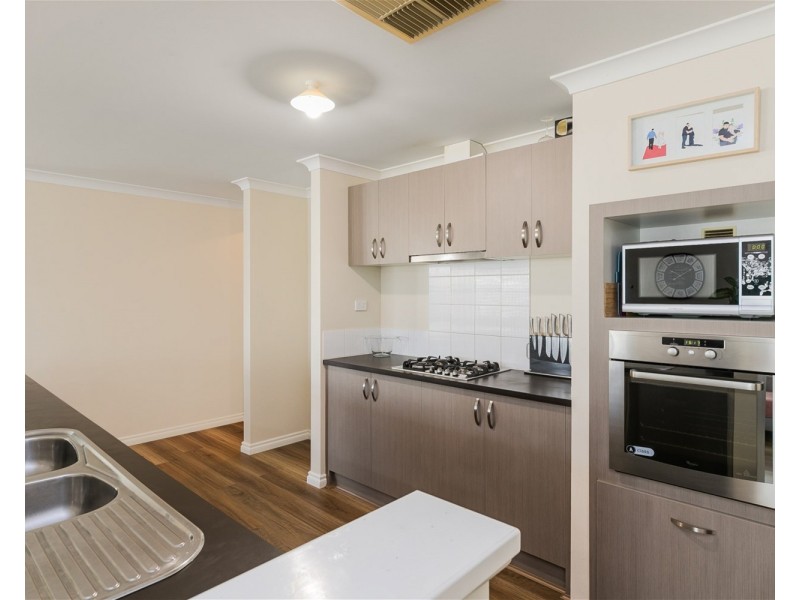 10 Yellowtail Road, Shoalwater WA 6169