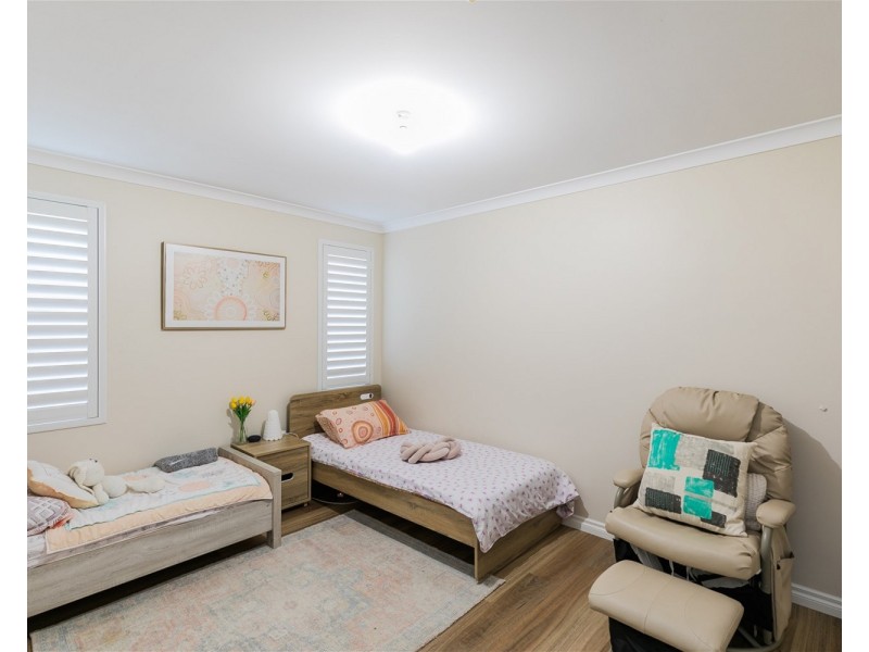 10 Yellowtail Road, Shoalwater WA 6169