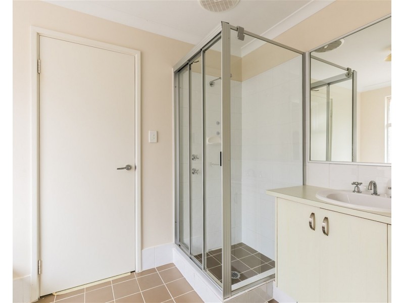 10 Yellowtail Road, Shoalwater WA 6169