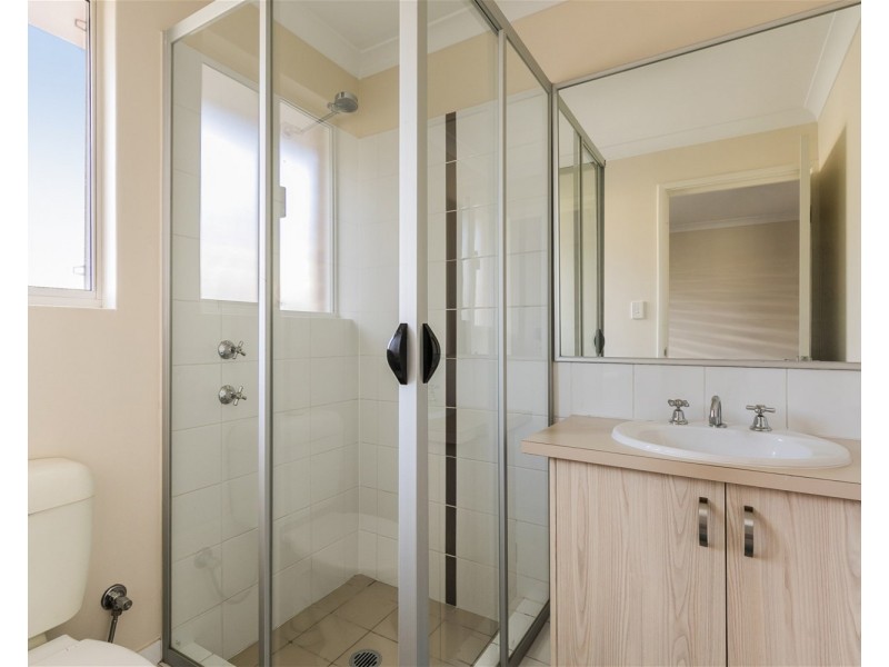 10 Yellowtail Road, Shoalwater WA 6169