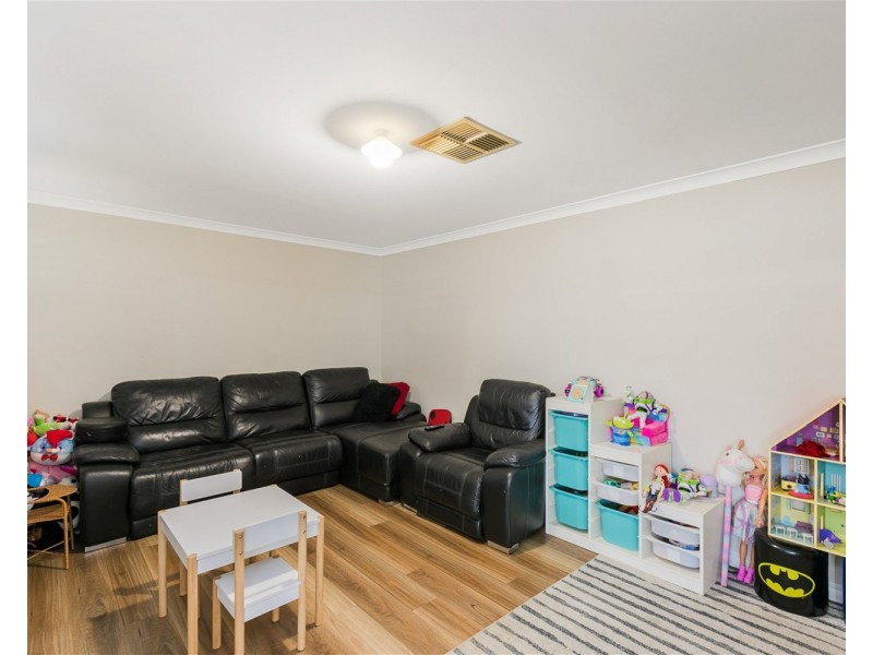 10 Yellowtail Road, Shoalwater WA 6169