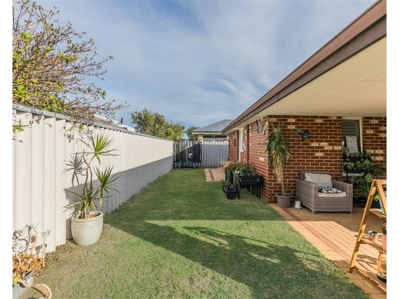 10 Yellowtail Road, Shoalwater WA 6169