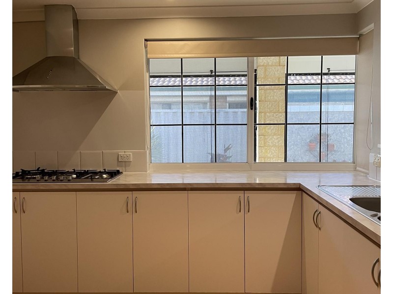 15 La Estrada Way, Port Kennedy WA 6172