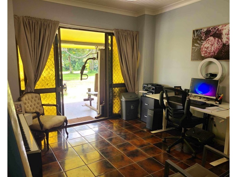 498 Lake Barrine Road, Malanda QLD 4885