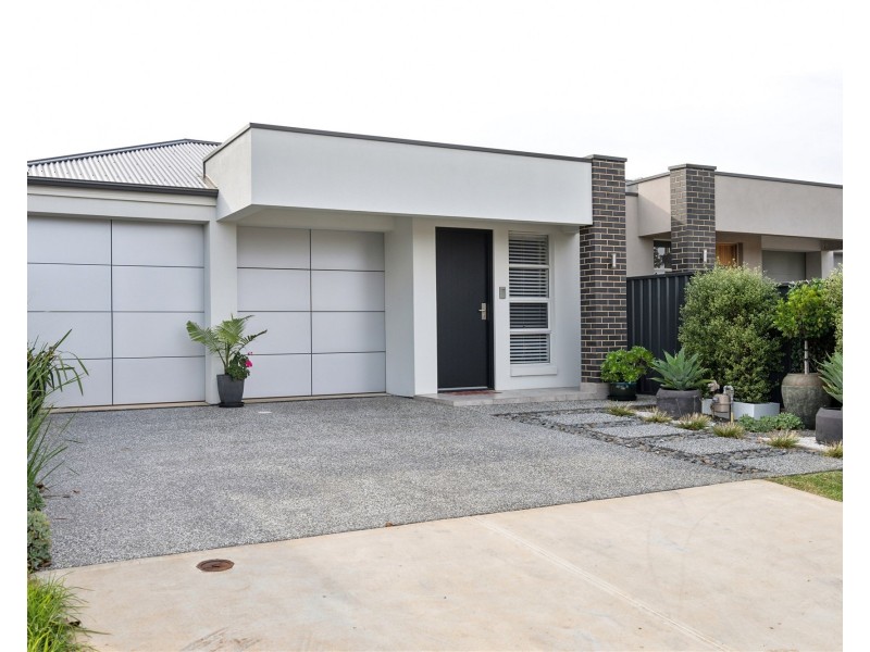 7  Ray Street, Findon SA 5023
