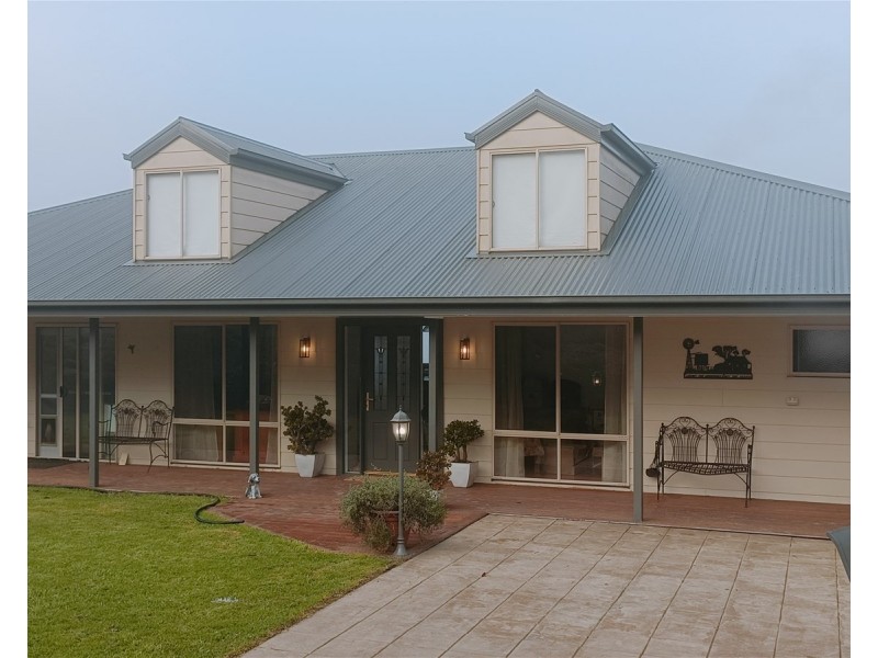 125 WALLAN HEIGHTS RD, Wallan VIC 3756