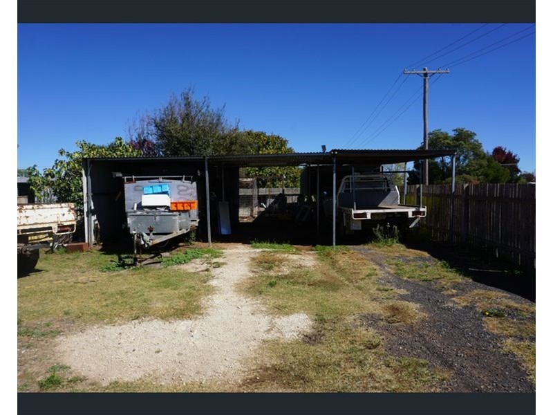 60 Russell Street, South Guyra NSW 2365