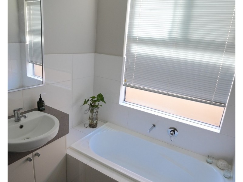 35 Halland Way, Westminster WA 6061