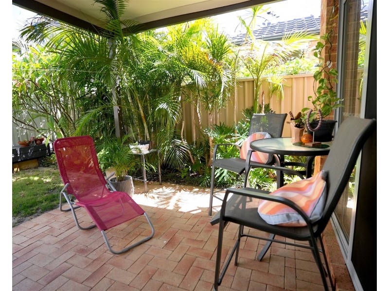 35 Halland Way, Westminster WA 6061