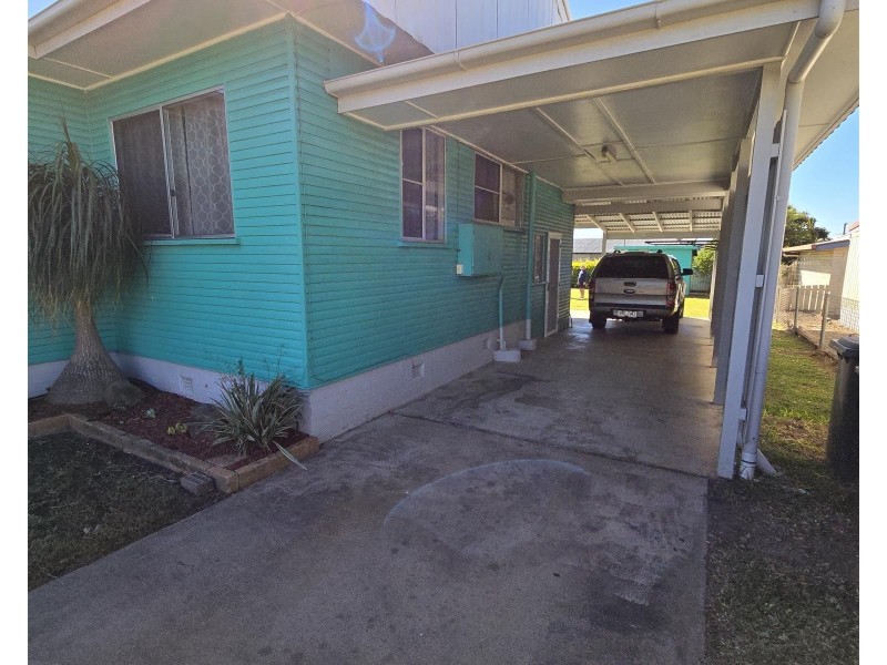 3 Auer Street, Kepnock QLD 4670