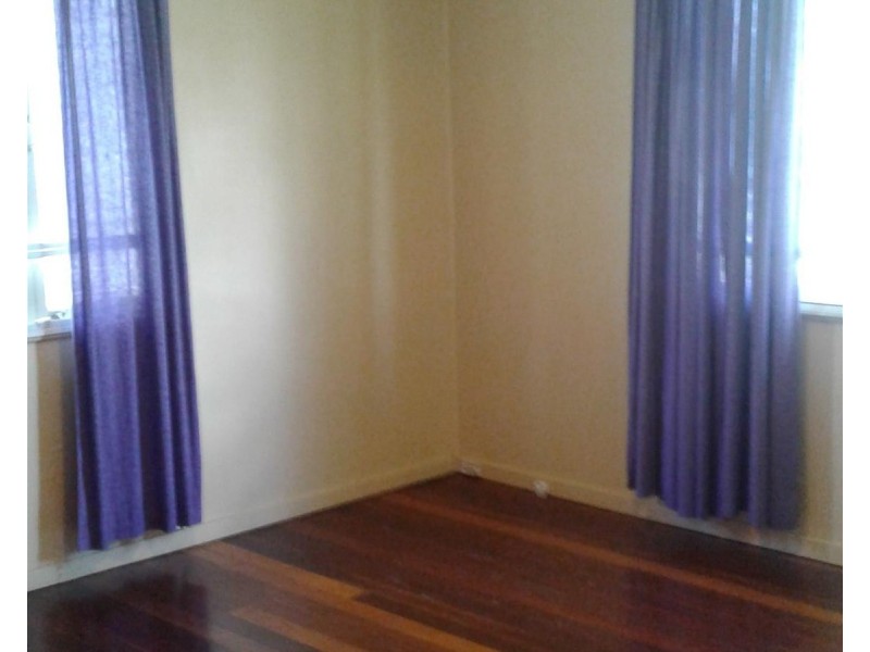 49 Vivian, Eastern Heights QLD 4305