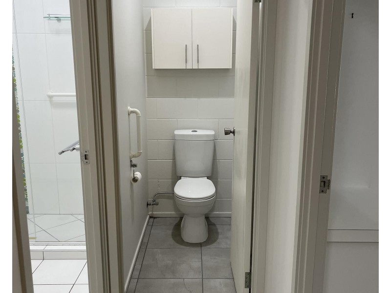 2/159 Harold Street, West End QLD 4810