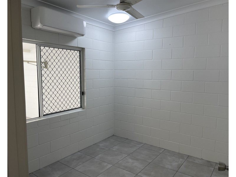 2/159 Harold Street, West End QLD 4810